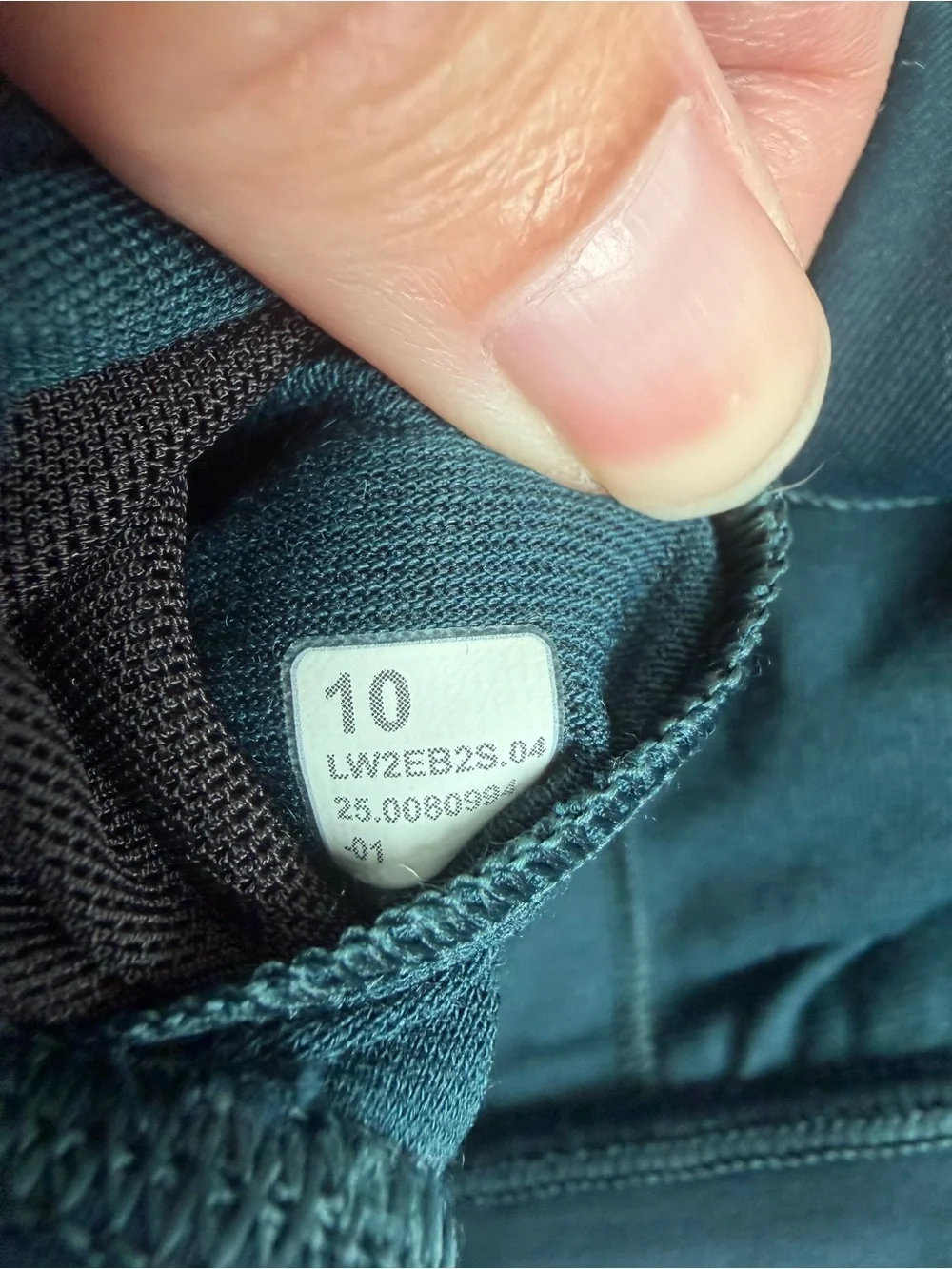 Lululemon Energy Bra *Medium Support, B–D Cups Indochine Blue